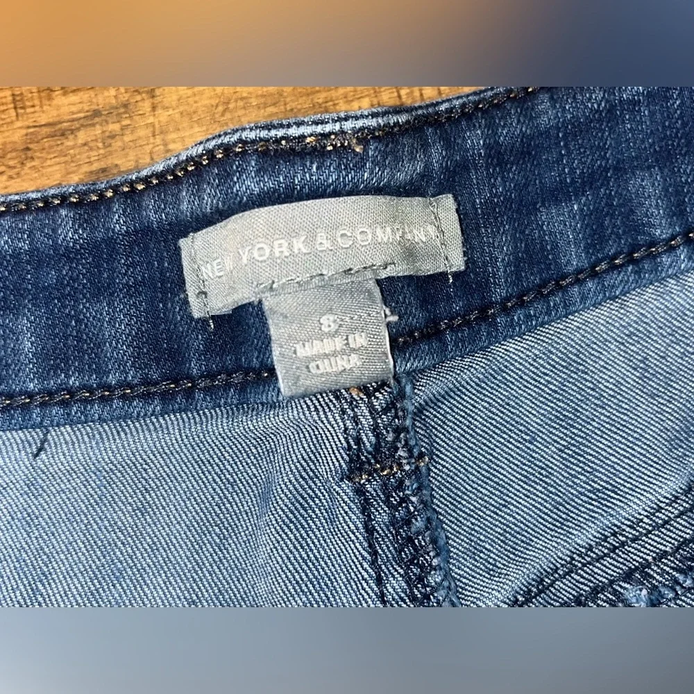 New York & Company Shorts Size 8 - Picture 2 of 8